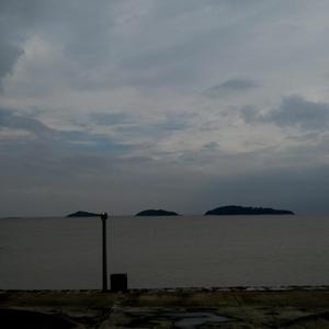 看动漫版日本人调戏中国女孩子的屁股
